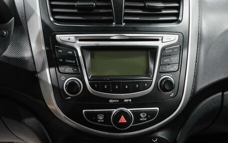 Hyundai Solaris II рестайлинг, 2012 год, 499 000 рублей, 23 фотография