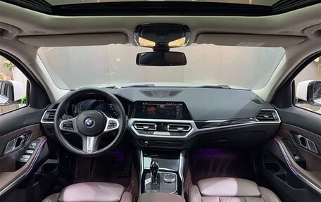 BMW 3 серия, 2022 год, 2 630 800 рублей, 11 фотография
