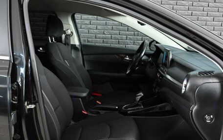 KIA Cerato IV, 2019 год, 1 950 000 рублей, 13 фотография