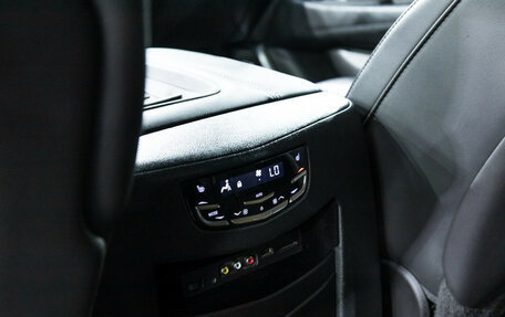 Cadillac Escalade IV, 2015 год, 3 850 000 рублей, 17 фотография
