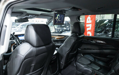 Cadillac Escalade IV, 2015 год, 3 850 000 рублей, 16 фотография