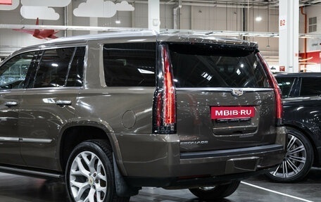 Cadillac Escalade IV, 2015 год, 3 850 000 рублей, 13 фотография