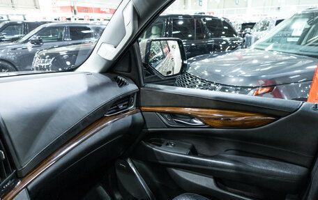 Cadillac Escalade IV, 2015 год, 3 850 000 рублей, 25 фотография