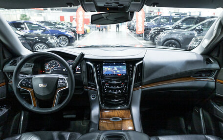 Cadillac Escalade IV, 2015 год, 3 850 000 рублей, 32 фотография