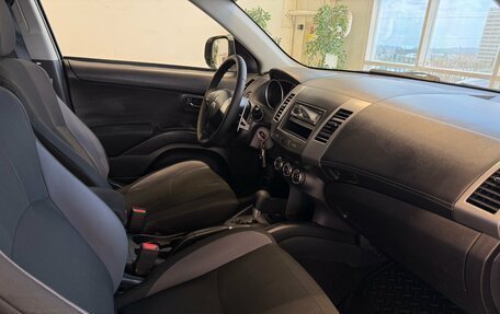 Mitsubishi Outlander III рестайлинг 3, 2010 год, 930 000 рублей, 9 фотография