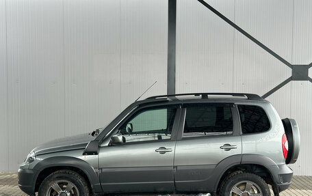 Chevrolet Niva I рестайлинг, 2018 год, 850 000 рублей, 4 фотография