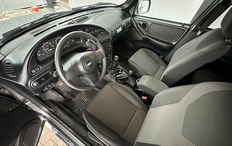 Chevrolet Niva I рестайлинг, 2018 год, 850 000 рублей, 10 фотография