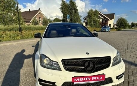 Mercedes-Benz C-Класс, 2013 год, 1 500 000 рублей, 6 фотография