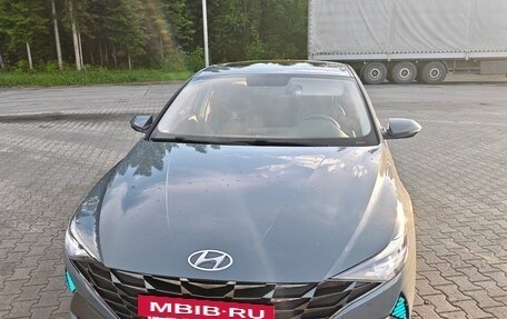 Hyundai Elantra, 2021 год, 1 667 000 рублей, 2 фотография