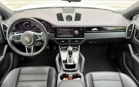 Porsche Cayenne III, 2023 год, 8 599 000 рублей, 10 фотография