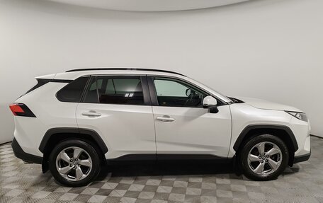 Toyota RAV4, 2021 год, 2 999 000 рублей, 4 фотография