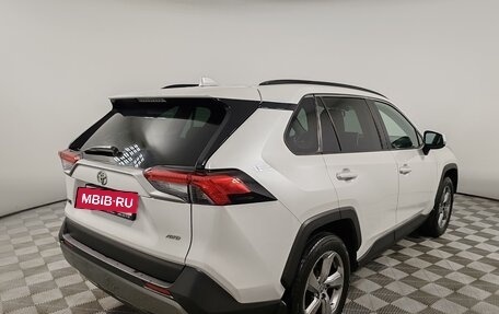 Toyota RAV4, 2021 год, 2 999 000 рублей, 5 фотография