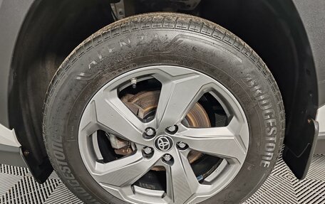 Toyota RAV4, 2021 год, 2 999 000 рублей, 19 фотография