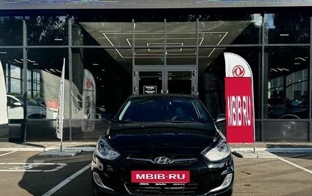 Hyundai Solaris II рестайлинг, 2013 год, 799 000 рублей, 2 фотография