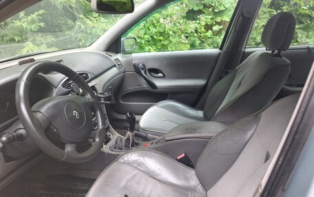 Renault Laguna II, 2003 год, 180 000 рублей, 6 фотография