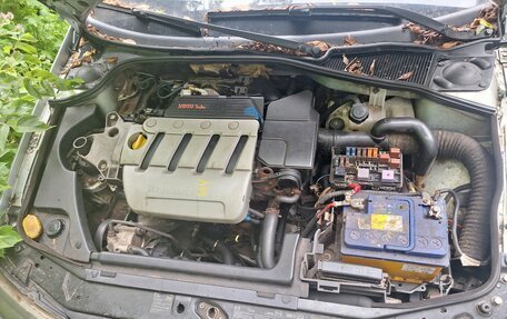 Renault Laguna II, 2003 год, 180 000 рублей, 17 фотография