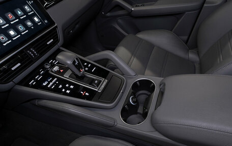 Porsche Cayenne III, 2021 год, 8 800 000 рублей, 16 фотография