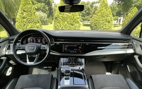 Audi Q7, 2020 год, 4 990 000 рублей, 33 фотография