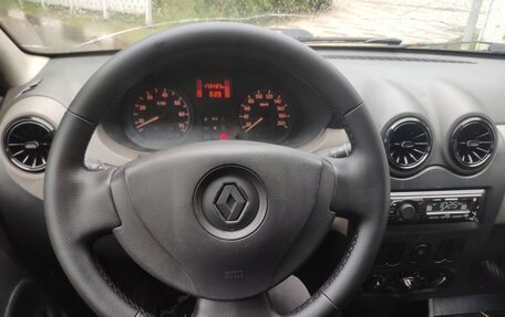 Renault Logan I, 2014 год, 260 000 рублей, 13 фотография
