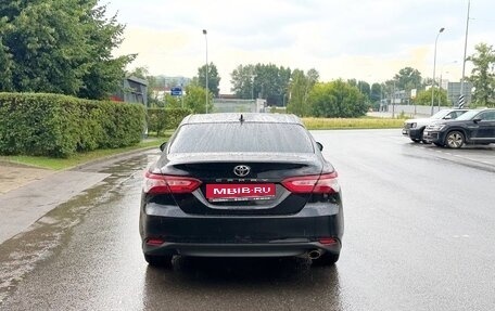 Toyota Camry, 2020 год, 3 100 000 рублей, 4 фотография