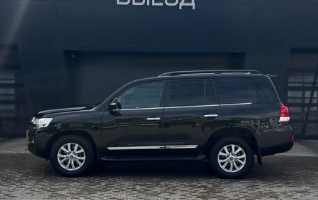 Toyota Land Cruiser 200, 2018 год, 6 749 000 рублей, 9 фотография