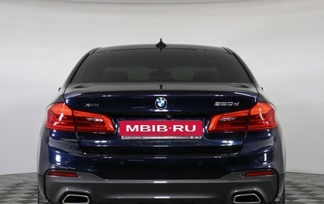 BMW 5 серия, 2019 год, 3 949 000 рублей, 4 фотография