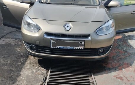 Renault Fluence I, 2012 год, 750 000 рублей, 2 фотография
