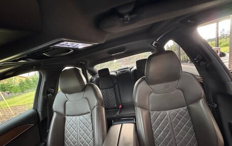 Audi A8, 2019 год, 5 500 000 рублей, 14 фотография