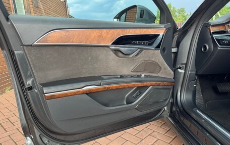 Audi A8, 2019 год, 5 500 000 рублей, 10 фотография