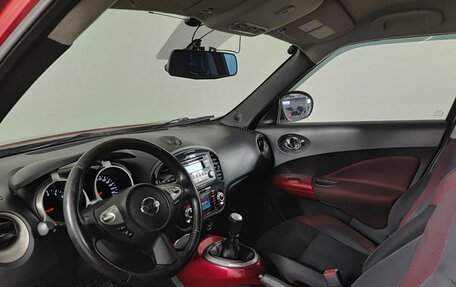 Nissan Juke II, 2011 год, 930 000 рублей, 20 фотография