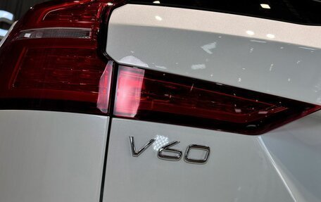 Volvo V60 Cross Country II, 2024 год, 5 600 000 рублей, 27 фотография
