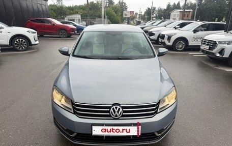 Volkswagen Passat B7, 2012 год, 615 000 рублей, 2 фотография