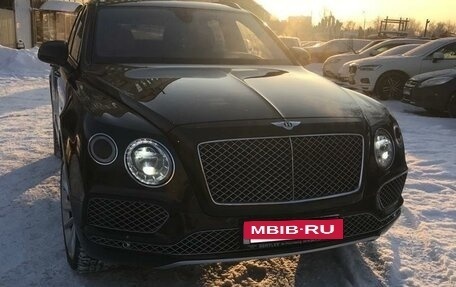 Bentley Bentayga I, 2016 год, 9 999 000 рублей, 15 фотография