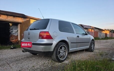 Volkswagen Golf IV, 2001 год, 350 000 рублей, 2 фотография