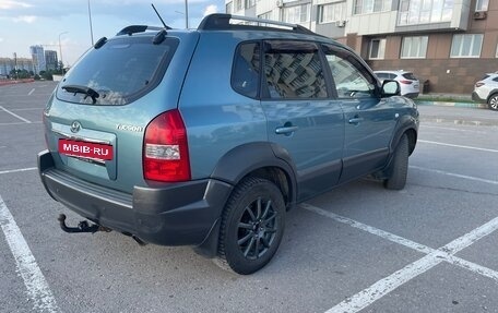 Hyundai Tucson III, 2009 год, 870 000 рублей, 4 фотография