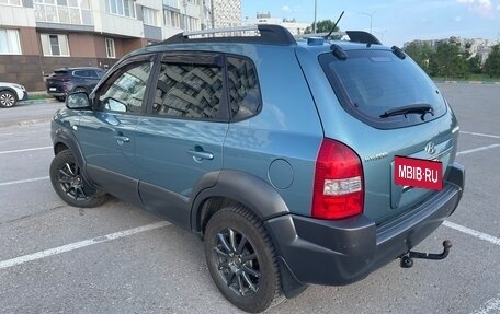 Hyundai Tucson III, 2009 год, 870 000 рублей, 2 фотография