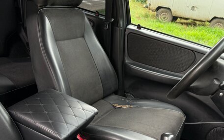 Chevrolet Niva I рестайлинг, 2008 год, 349 000 рублей, 31 фотография