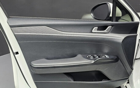 KIA K5, 2022 год, 1 850 004 рублей, 23 фотография