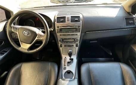 Toyota Avensis III рестайлинг, 2011 год, 1 370 000 рублей, 11 фотография