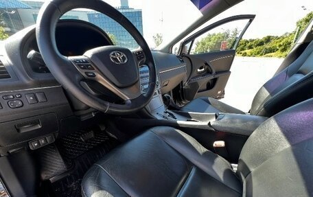 Toyota Avensis III рестайлинг, 2011 год, 1 370 000 рублей, 38 фотография