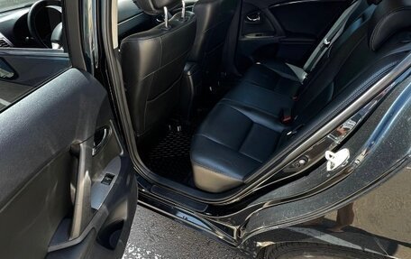 Toyota Avensis III рестайлинг, 2011 год, 1 370 000 рублей, 33 фотография