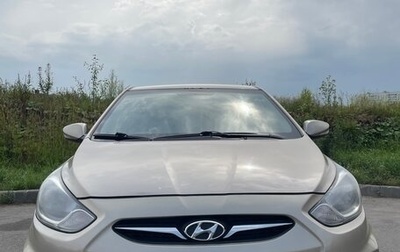 Hyundai Solaris II рестайлинг, 2012 год, 660 000 рублей, 1 фотография