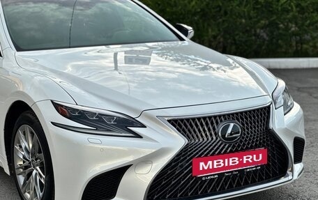Lexus LS IV, 2018 год, 4 990 000 рублей, 7 фотография