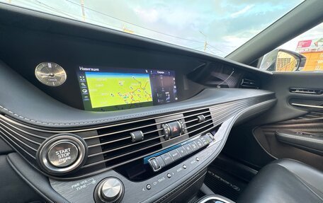Lexus LS IV, 2018 год, 4 990 000 рублей, 32 фотография