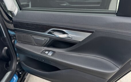 BMW 7 серия, 2019 год, 4 300 000 рублей, 18 фотография