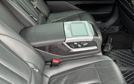 BMW 7 серия, 2019 год, 4 300 000 рублей, 17 фотография
