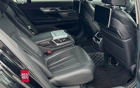 BMW 7 серия, 2019 год, 4 300 000 рублей, 16 фотография