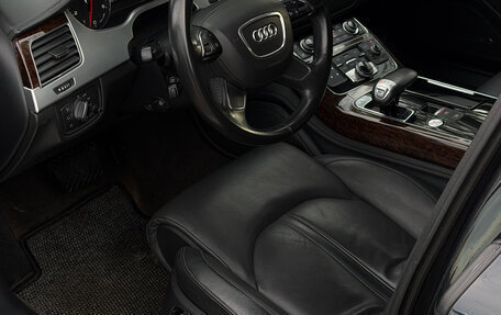 Audi A8, 2010 год, 1 700 000 рублей, 10 фотография