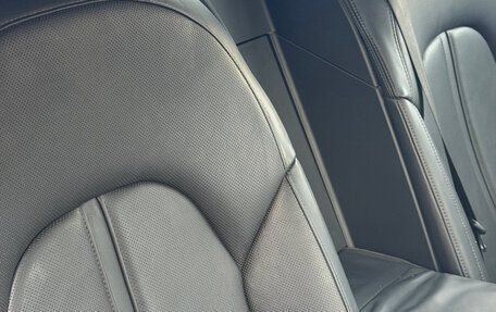 Audi A8, 2010 год, 1 700 000 рублей, 15 фотография