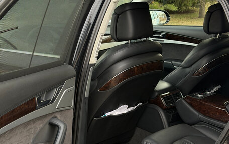 Audi A8, 2010 год, 1 700 000 рублей, 17 фотография